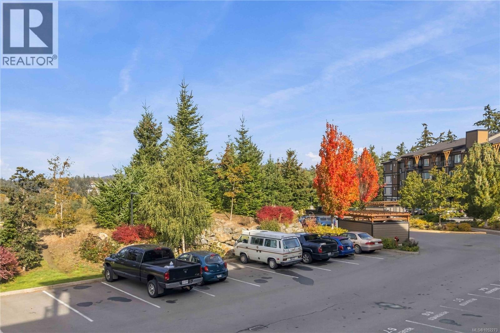 204 286 Wilfert Rd