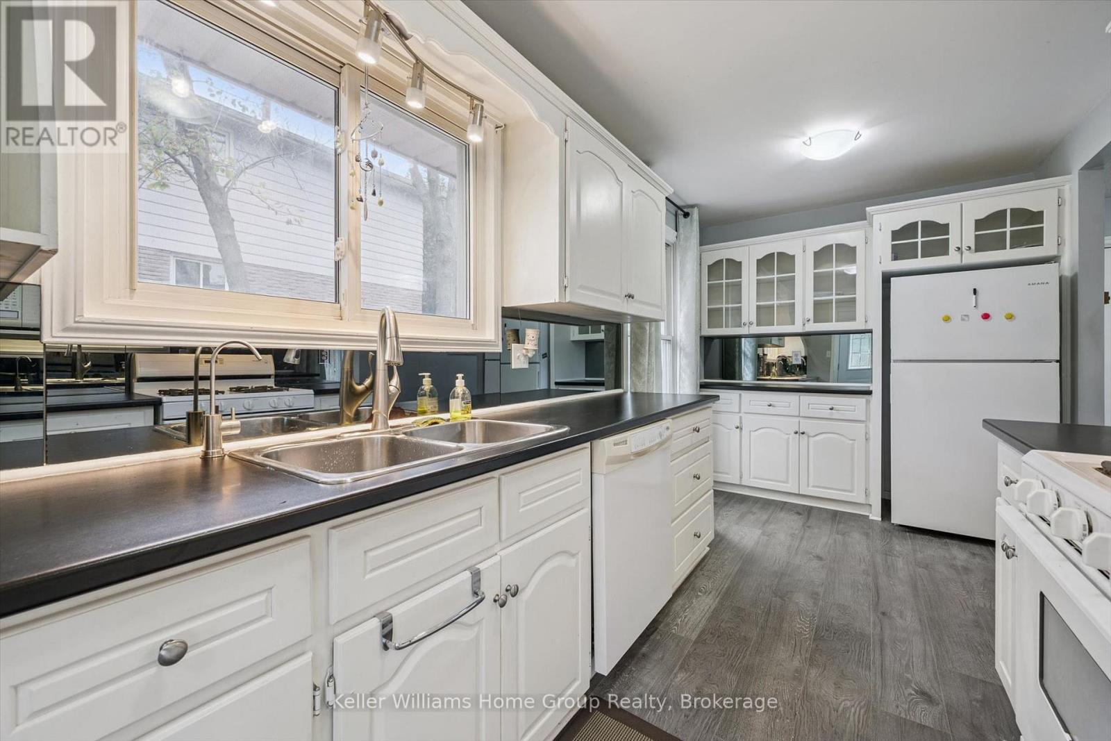 602 College Avenue W, Guelph (Dovercliffe Park/old University), Ontario  N1G 1T6 - Photo 13 - X14086694