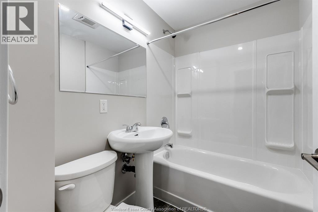 1462 Labadie, Windsor, Ontario  N8Y 4H1 - Photo 14 - 26021728