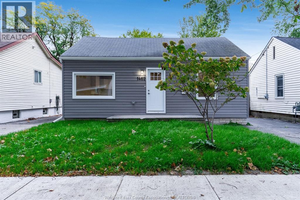 MLS# 26021728: 1462 Labadie, Windsor, Canada