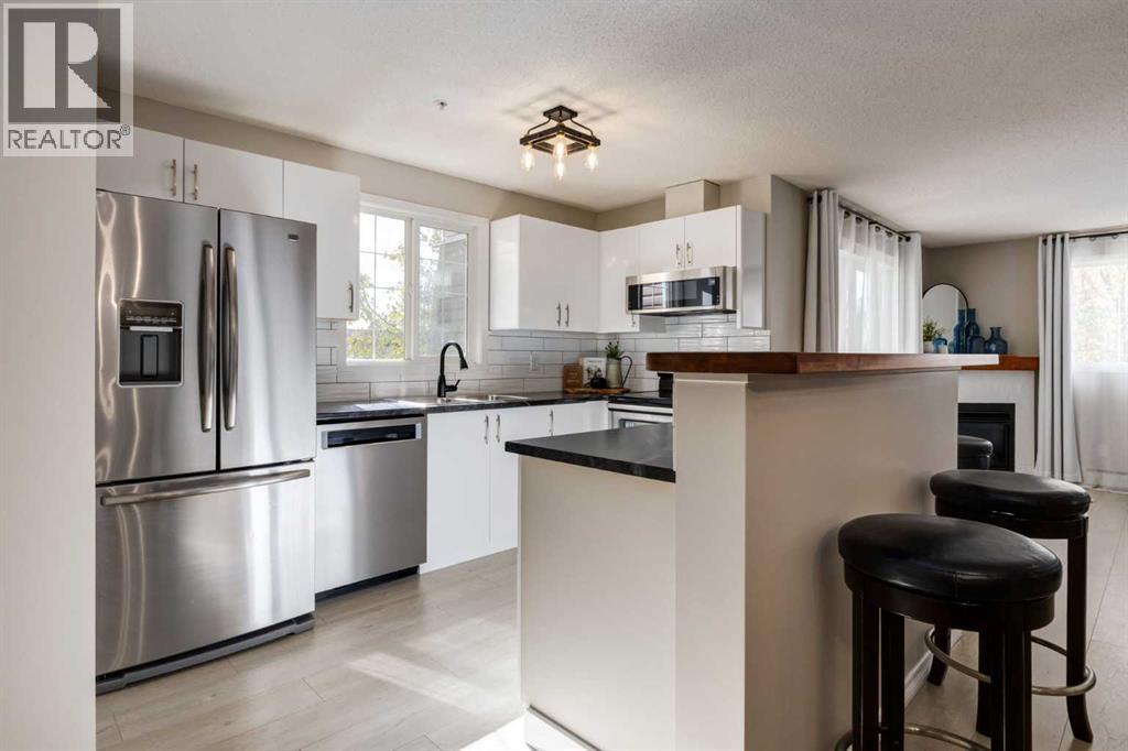 4226, 10 Prestwick Bay SE, Calgary, Alberta  T2Z 0B4 - Photo 6 - A2349731