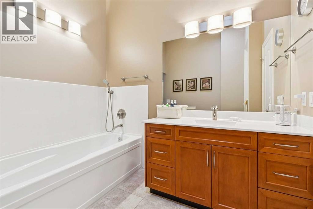 121 Sierra Morena Green SW