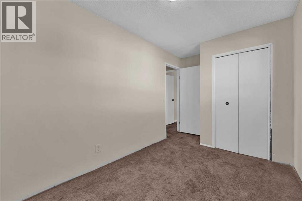 32 Whitman Crescent NE, Calgary, Alberta  T1Y 4H6 - Photo 28 - A2352280