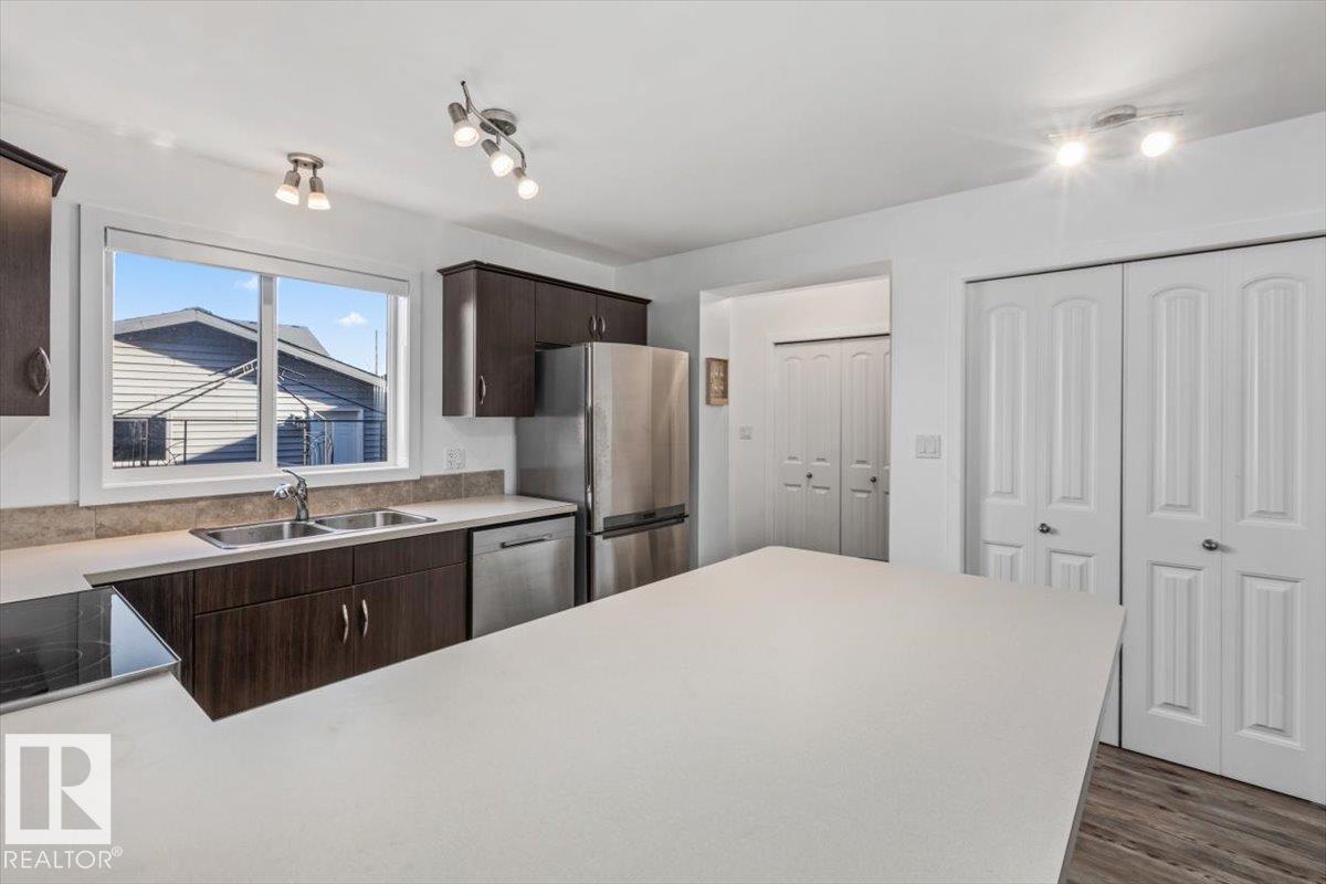 3122 ARTHURS CR SW