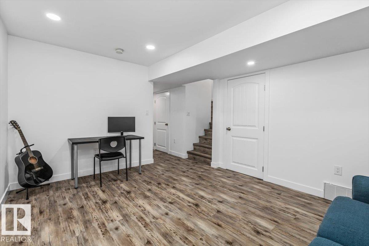 3122 ARTHURS CR SW