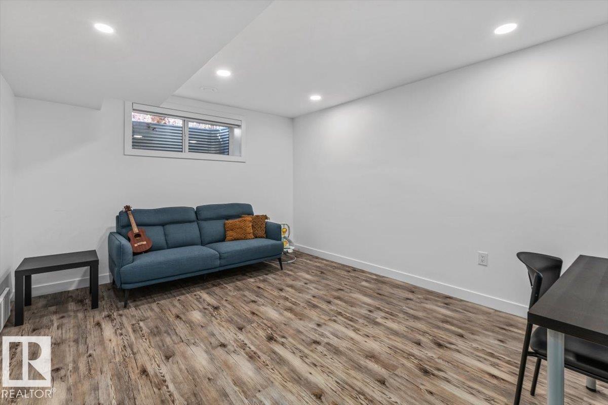 3122 ARTHURS CR SW