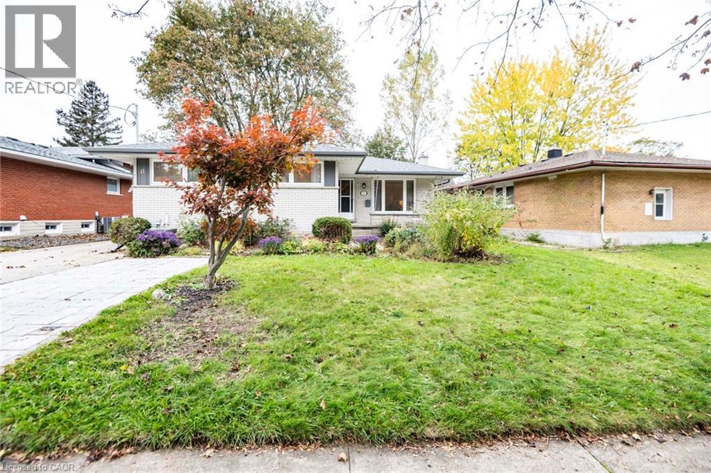 11 DUNCAIRN Avenue, Kitchener, Ontario