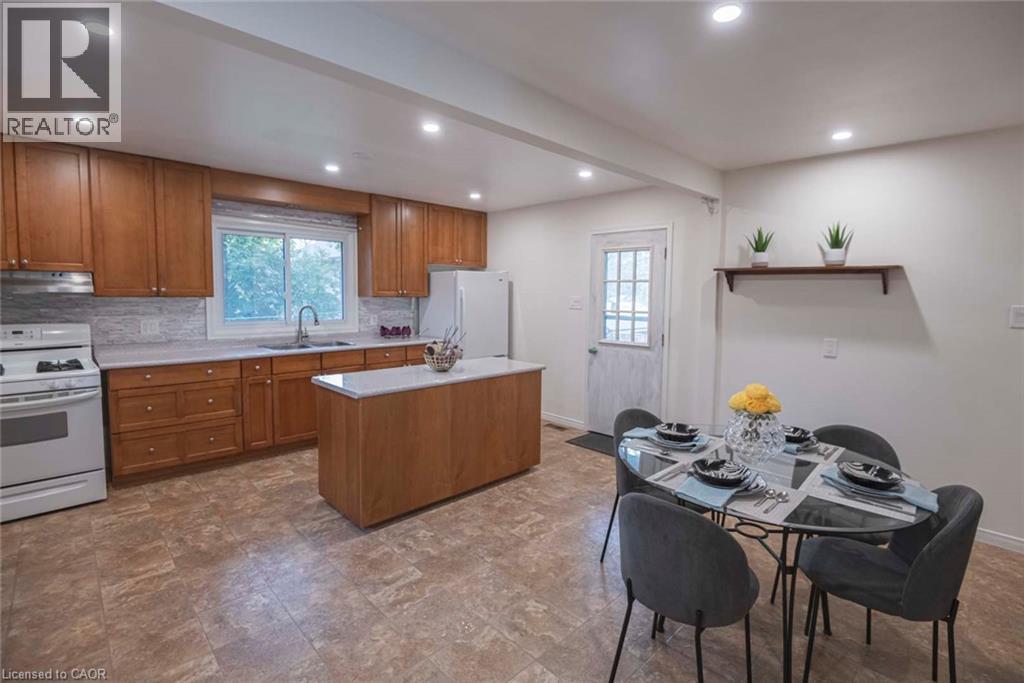 11 Duncairn Avenue, Kitchener, Ontario  N2M 4S5 - Photo 7 - 40871631