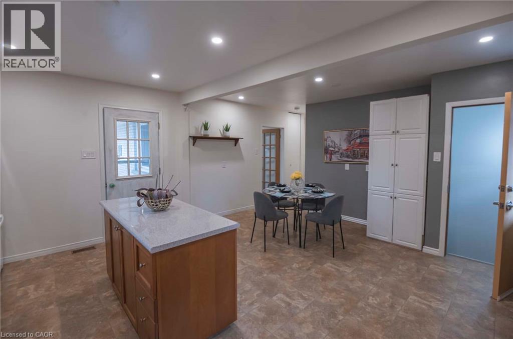 11 Duncairn Avenue, Kitchener, Ontario  N2M 4S5 - Photo 8 - 40871631
