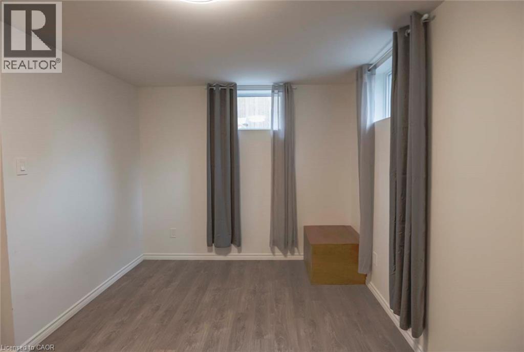 11 Duncairn Avenue, Kitchener, Ontario  N2M 4S5 - Photo 32 - 40871631