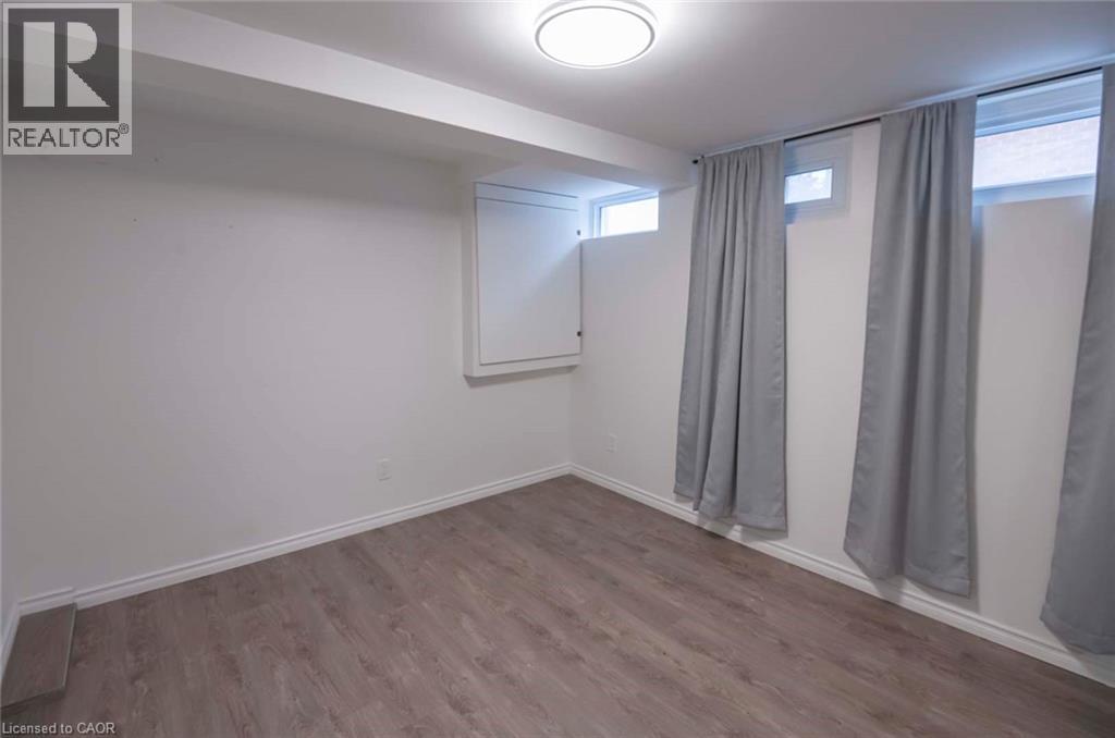 11 Duncairn Avenue, Kitchener, Ontario  N2M 4S5 - Photo 35 - 40871631