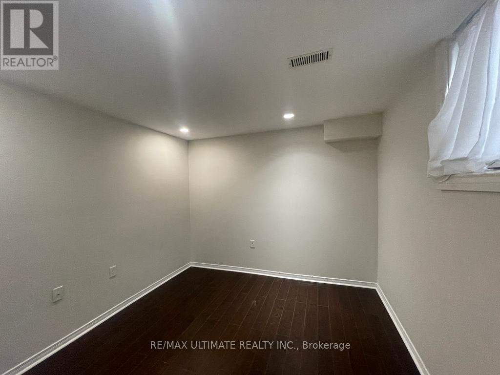 101 Convoy Crescent, Vaughan (Vellore Village), Ontario  L6A 3H3 - Photo 10 - N14086858