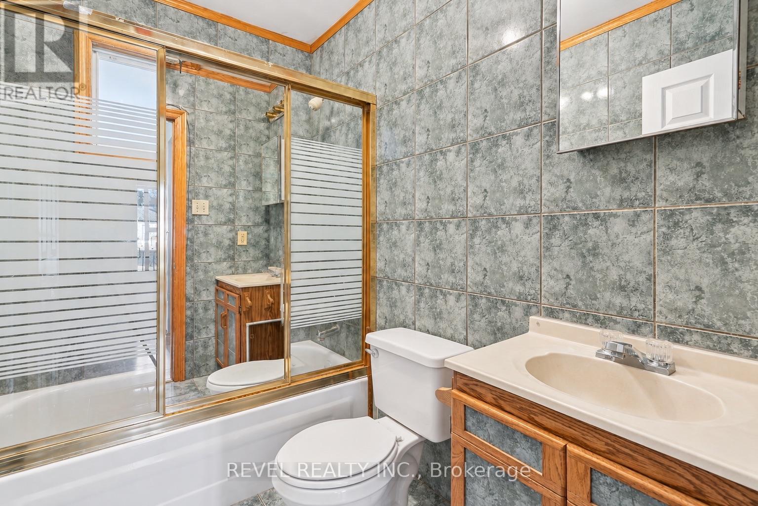 47 Coulson Avenue, Essa, Ontario  L3W 0L5 - Photo 16 - N14086986