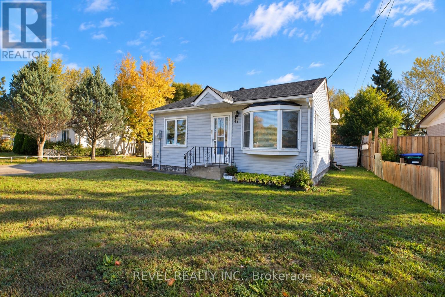 47 Coulson Avenue, Essa, Ontario  L3W 0L5 - Photo 2 - N14086986