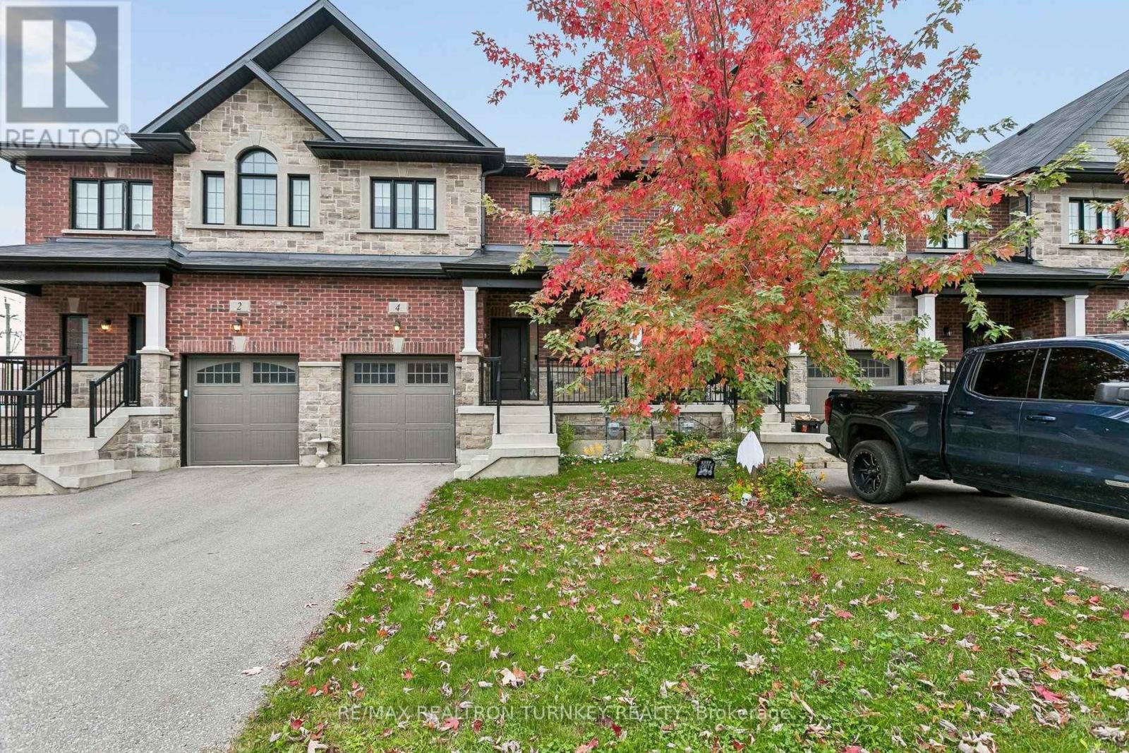 4 Gord Matthews Way, Uxbridge, Ontario  L9P 0E9 - Photo 2 - N14086996