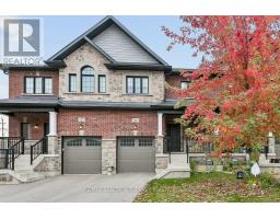 4 GORD MATTHEWS WAY, Uxbridge, Ontario