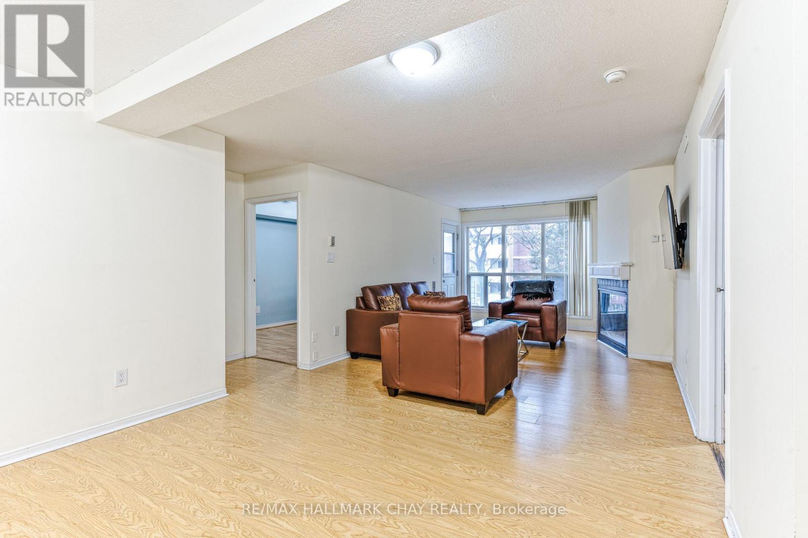 216 - 120 Bell Farm Road, Barrie (Alliance), Ontario  L4M 6J2 - Photo 11 - S14086748