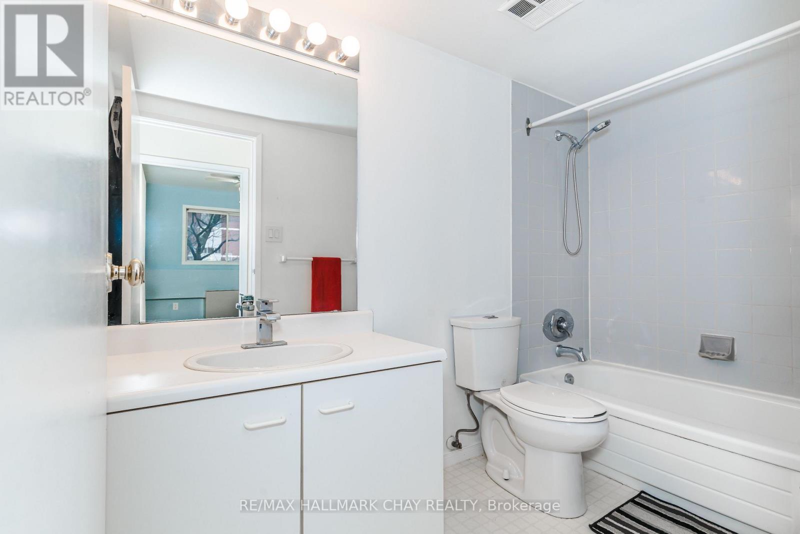 216 - 120 Bell Farm Road, Barrie (Alliance), Ontario  L4M 6J2 - Photo 22 - S14086748
