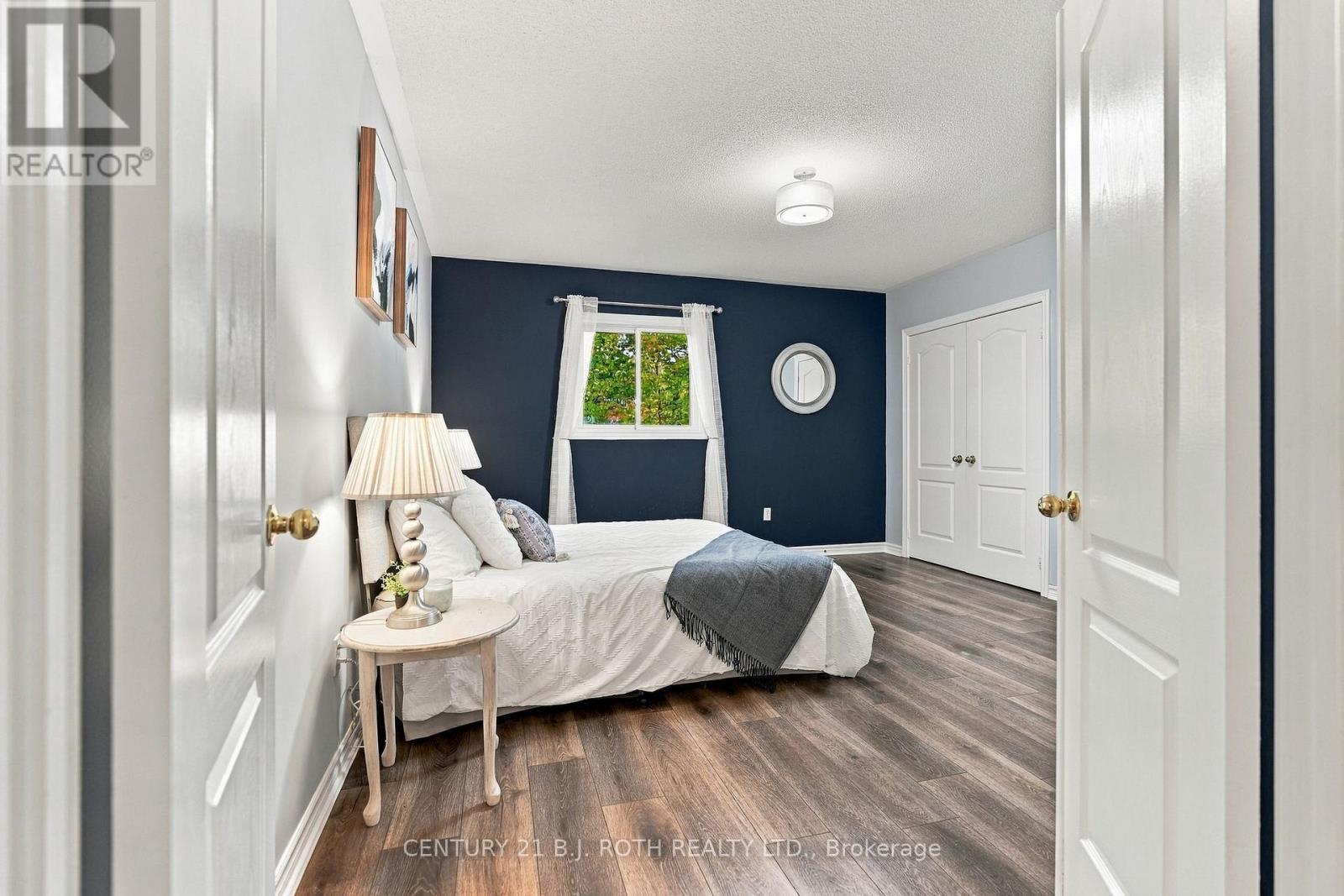 14 Bloxham Place, Barrie (Bayshore), Ontario L4N 9K2 - Photo 23 - S14086774