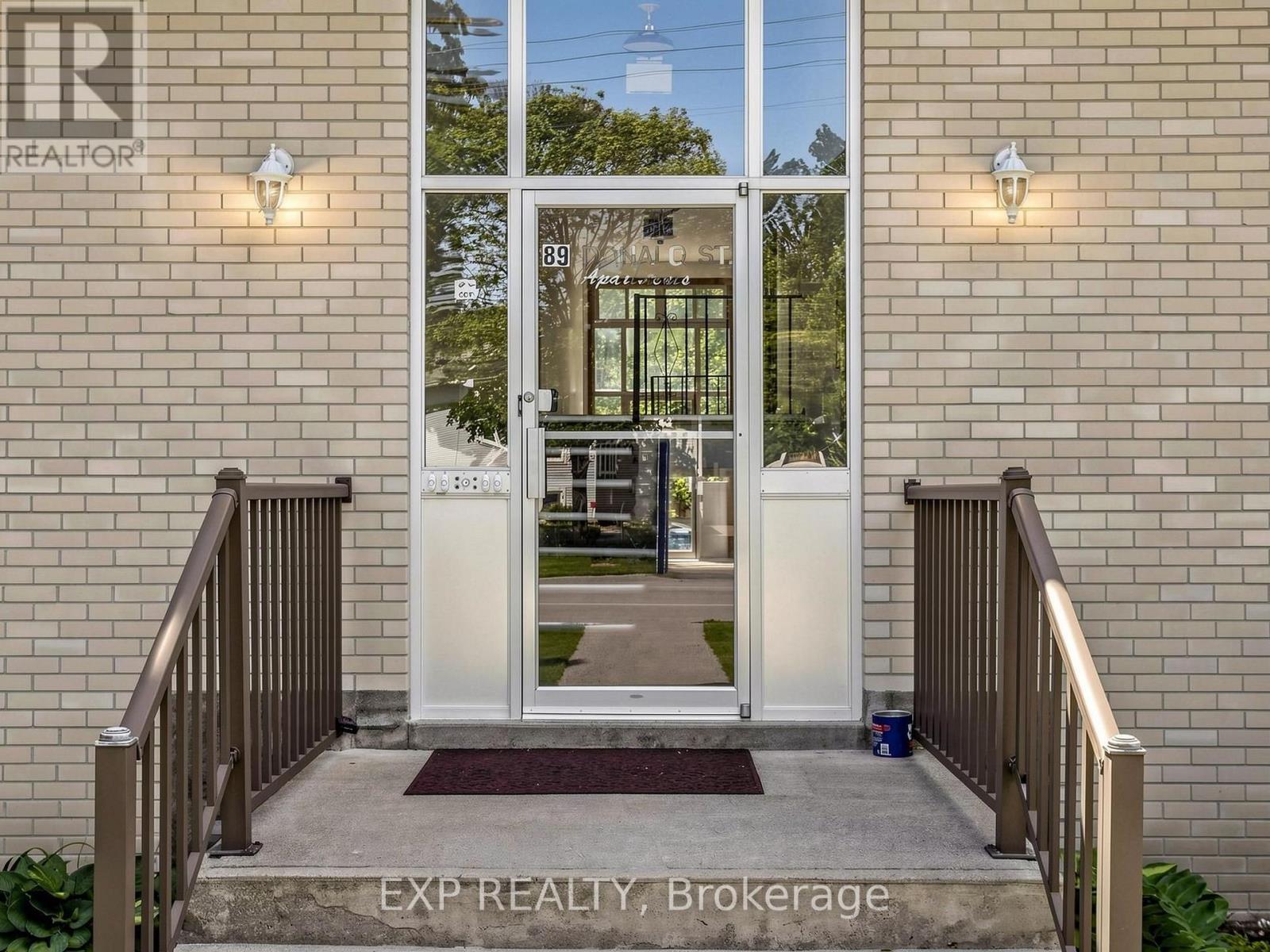 89 Donald Street, Barrie (Queen's Park), Ontario  L4N 1E6 - Photo 2 - S14086782