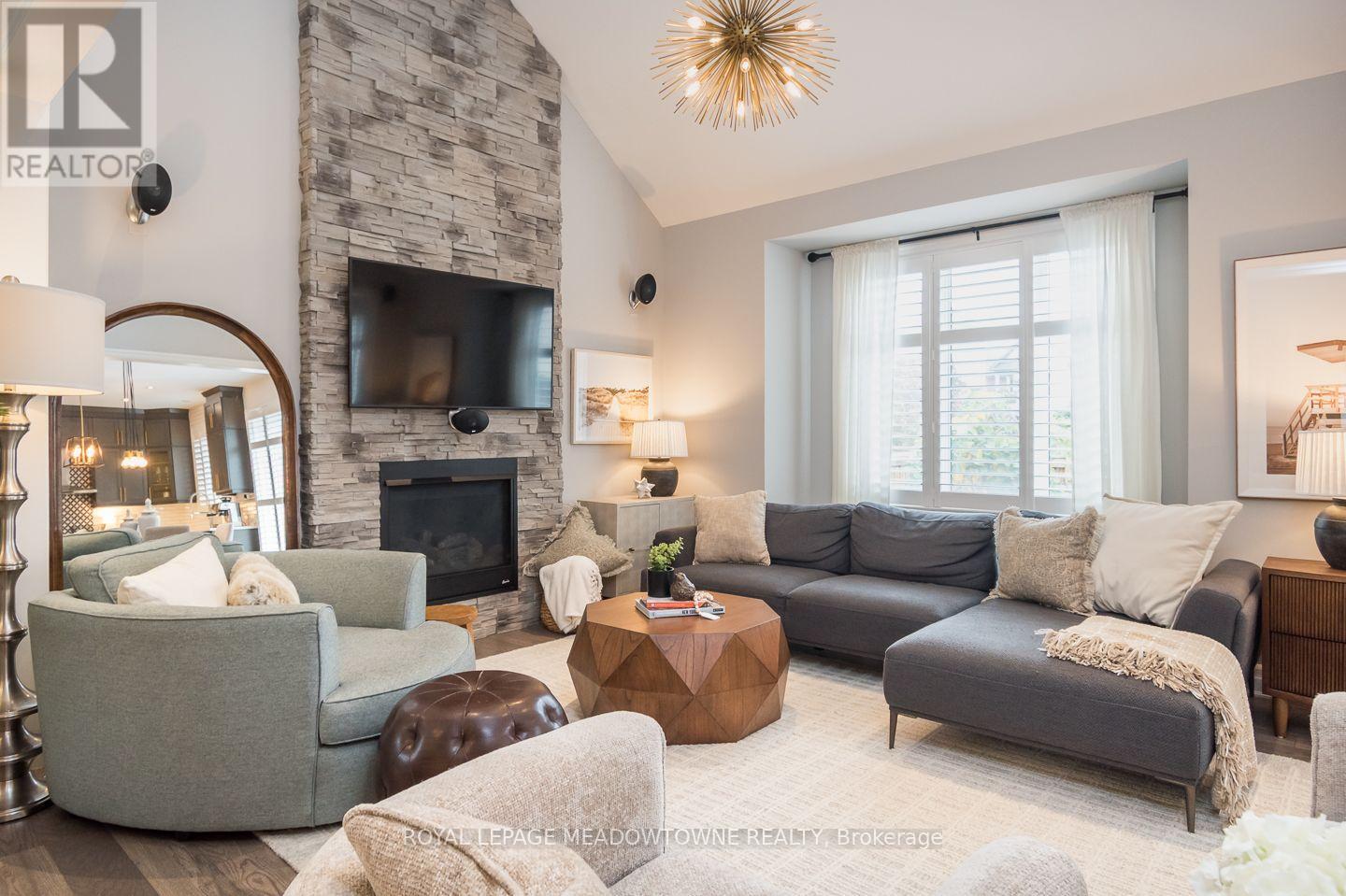 284 Chilver Heights, Milton, Ontario  L9E 1E1 - Photo 10 - W14086710