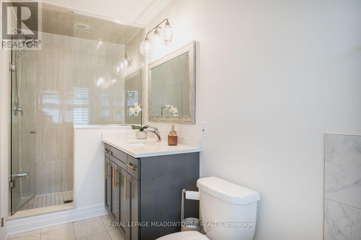 284 Chilver Heights, Milton, Ontario  L9E 1E1 - Photo 28 - W14086710