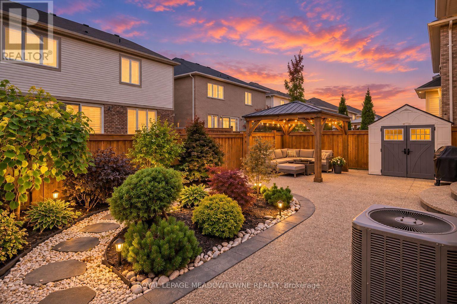 284 Chilver Heights, Milton, Ontario  L9E 1E1 - Photo 40 - W14086710
