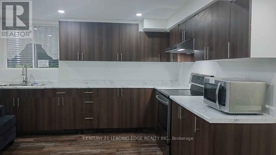 Bsmt - 8 Morton Way, Brampton, Ontario  L6Y 2R7 - Photo 3 - W14086852