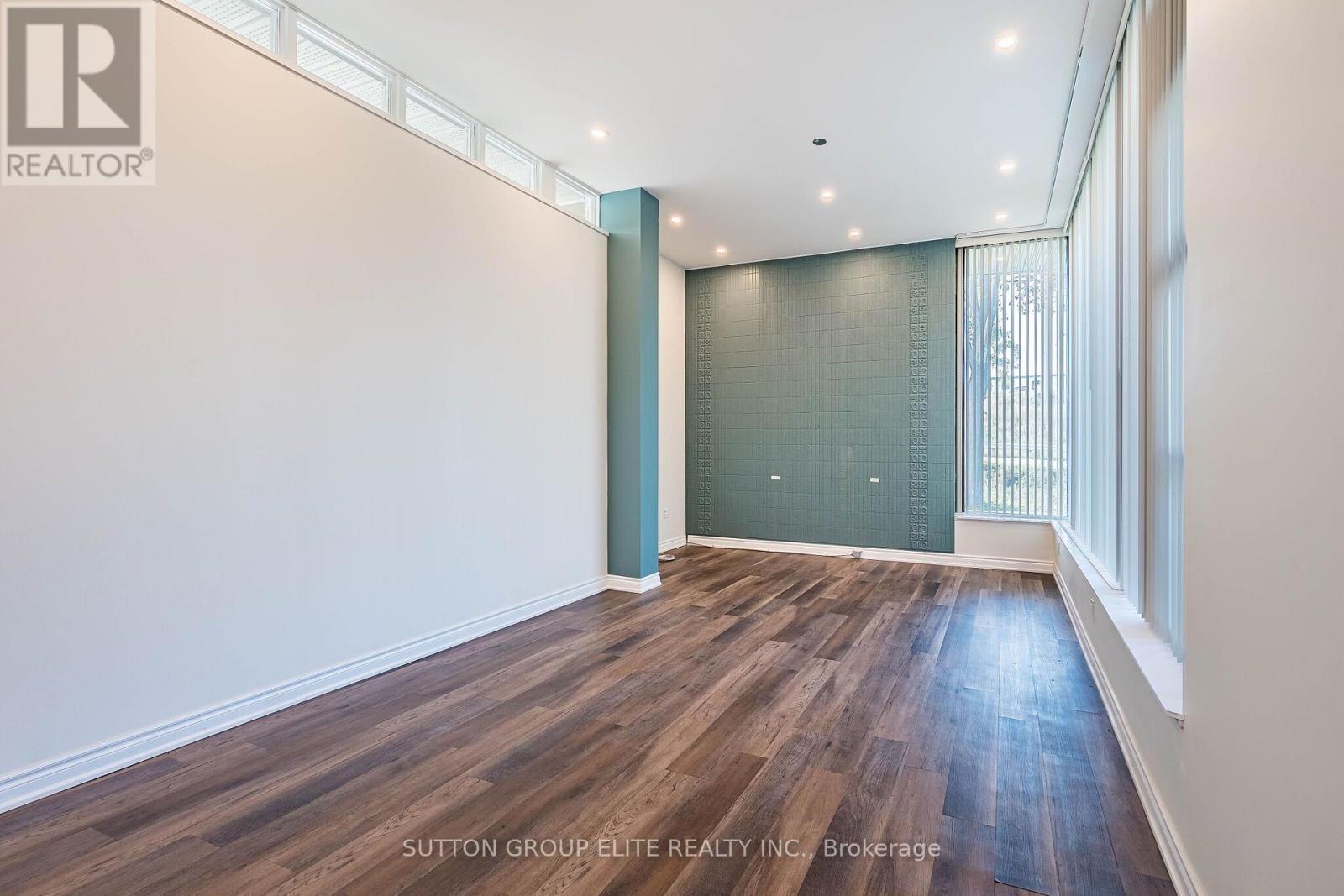 1402 South Service Road, Mississauga, Ontario  L5E 2P8 - Photo 10 - W14086872