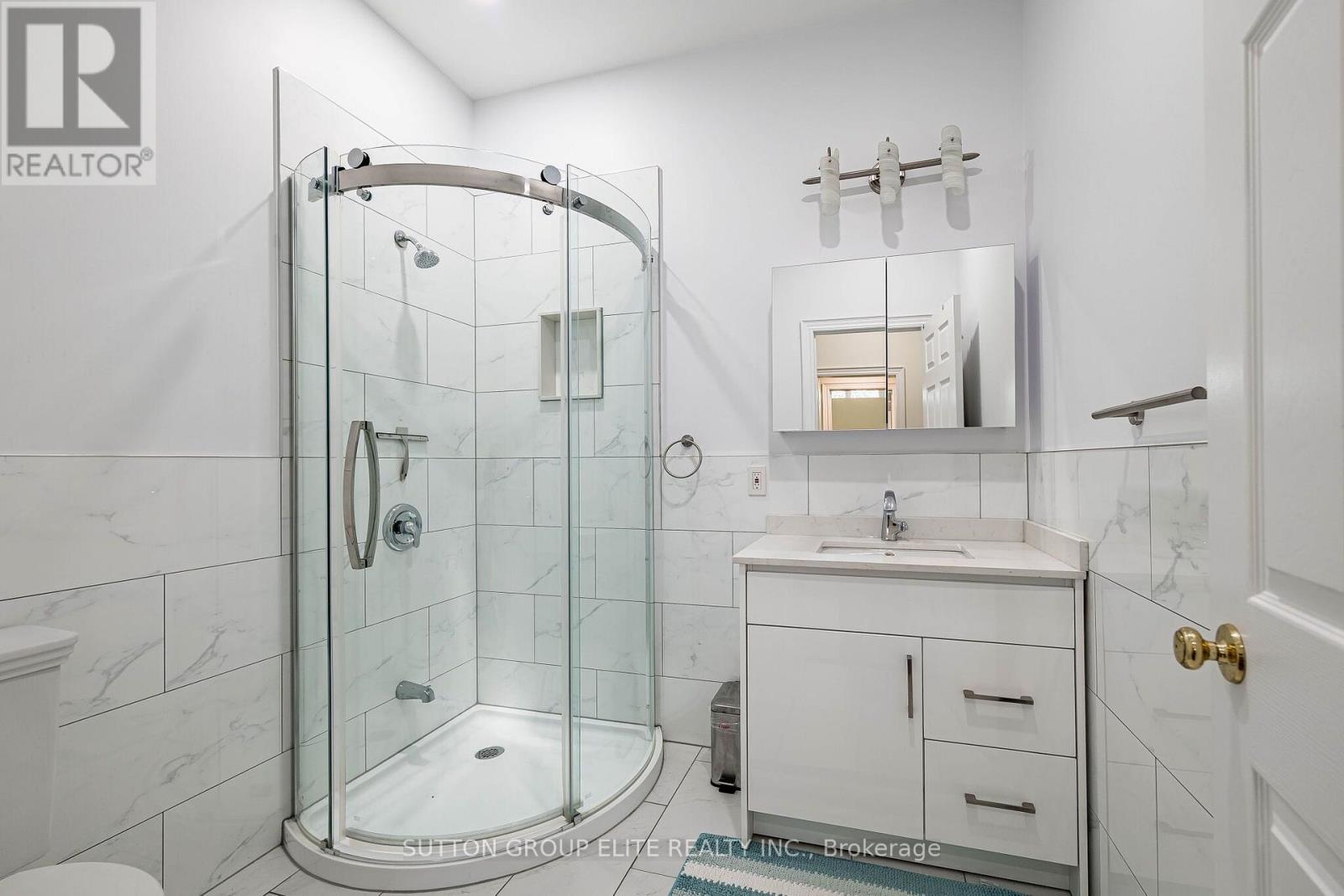1402 South Service Road, Mississauga, Ontario  L5E 2P8 - Photo 39 - W14086872
