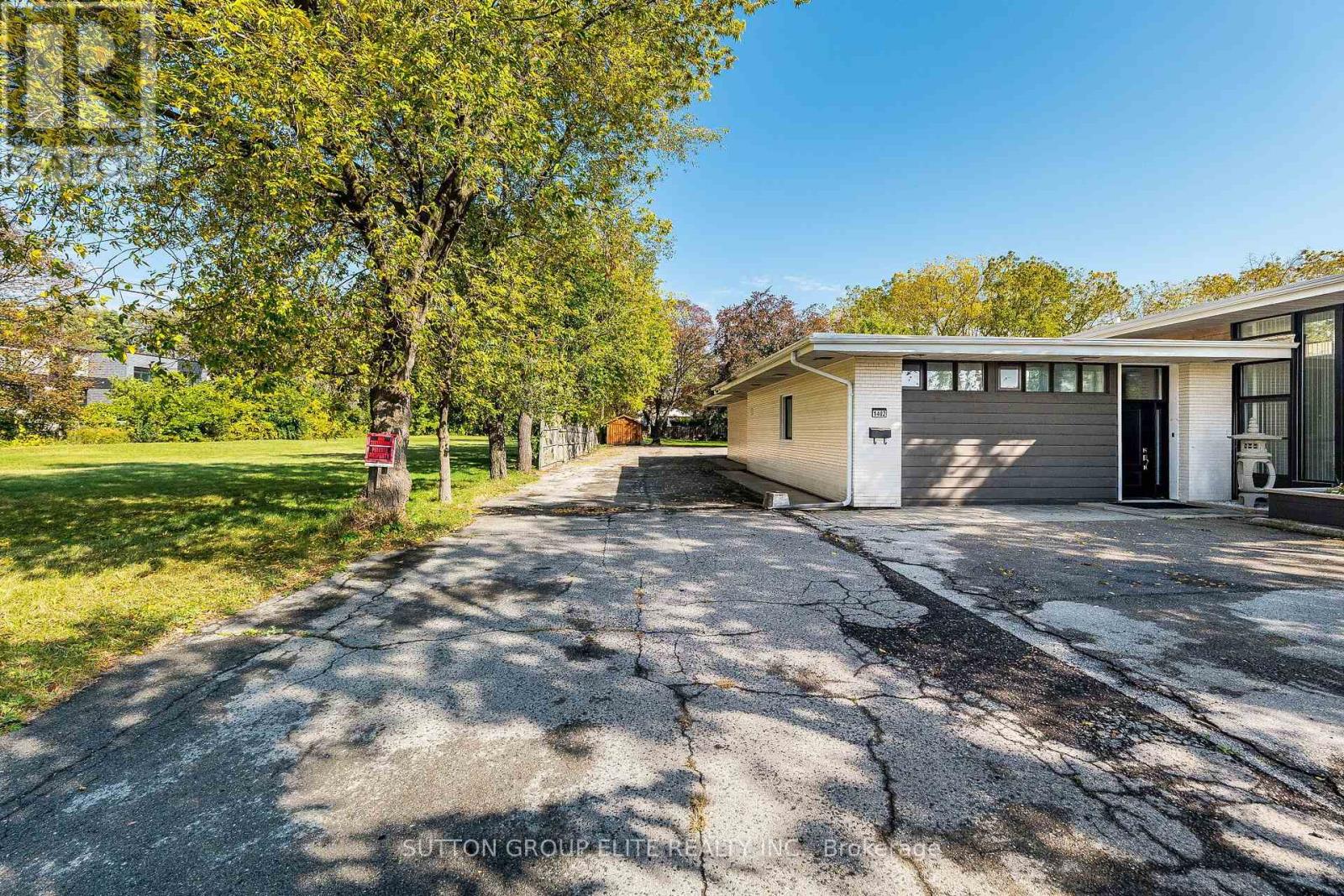 1402 South Service Road, Mississauga, Ontario  L5E 2P8 - Photo 40 - W14086872