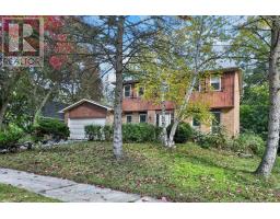 1353 BUNSDEN AVENUE, Mississauga, Ontario