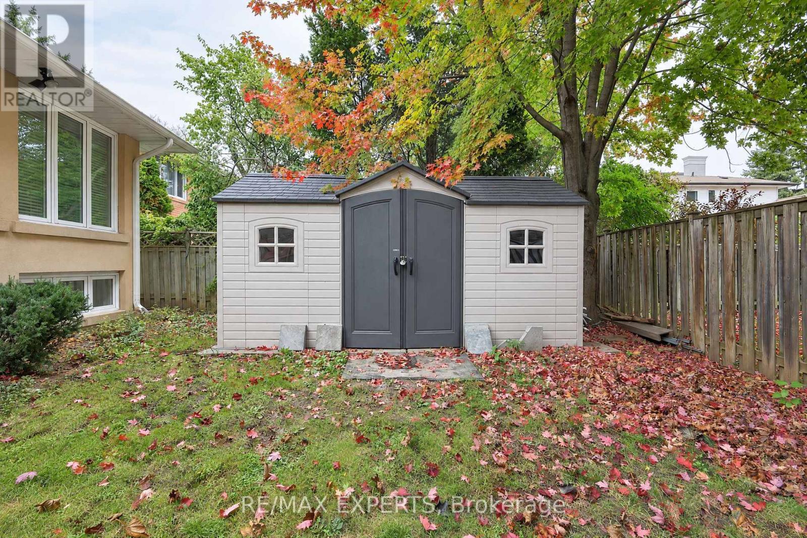 11 Knollside Drive, Richmond Hill, Ontario  L4C 4W7 - Photo 33 - N14086268