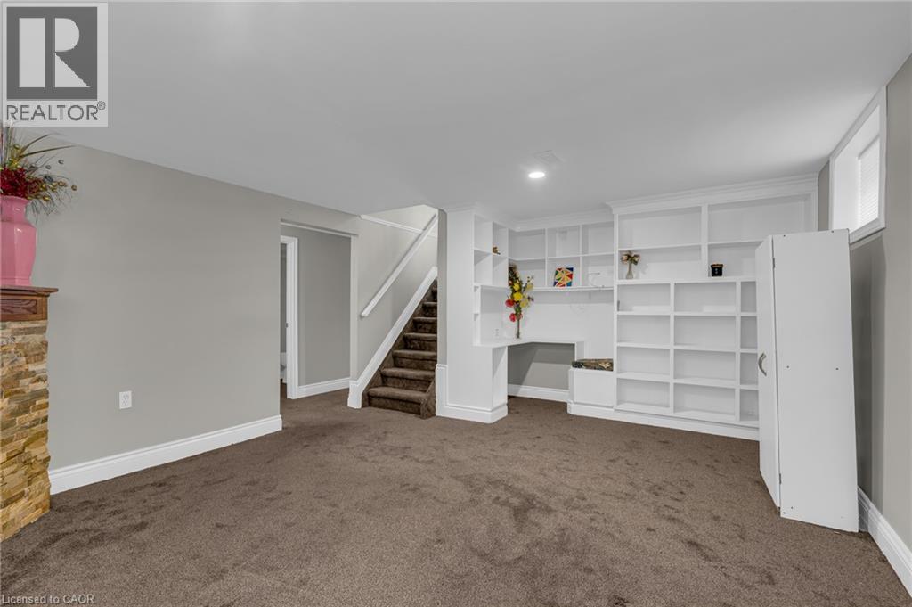 16 Glebe Court, Hamilton, Ontario  L9C 6B1 - Photo 13 - 40871924