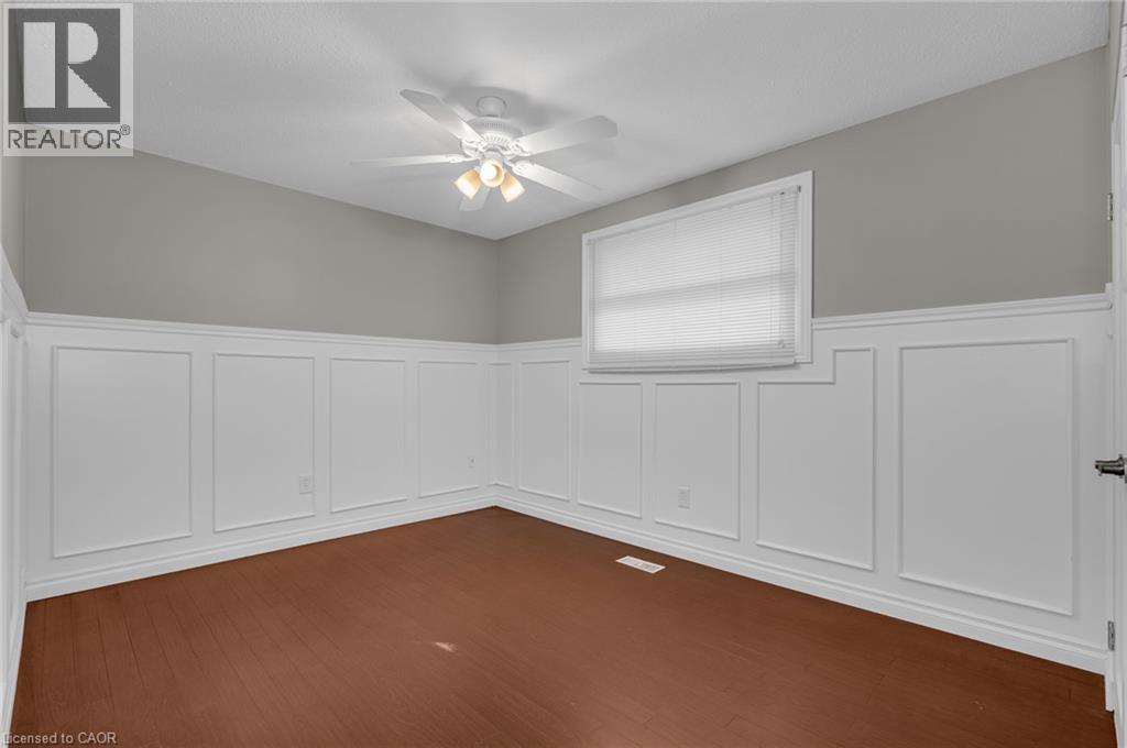 16 Glebe Court, Hamilton, Ontario  L9C 6B1 - Photo 8 - 40871924