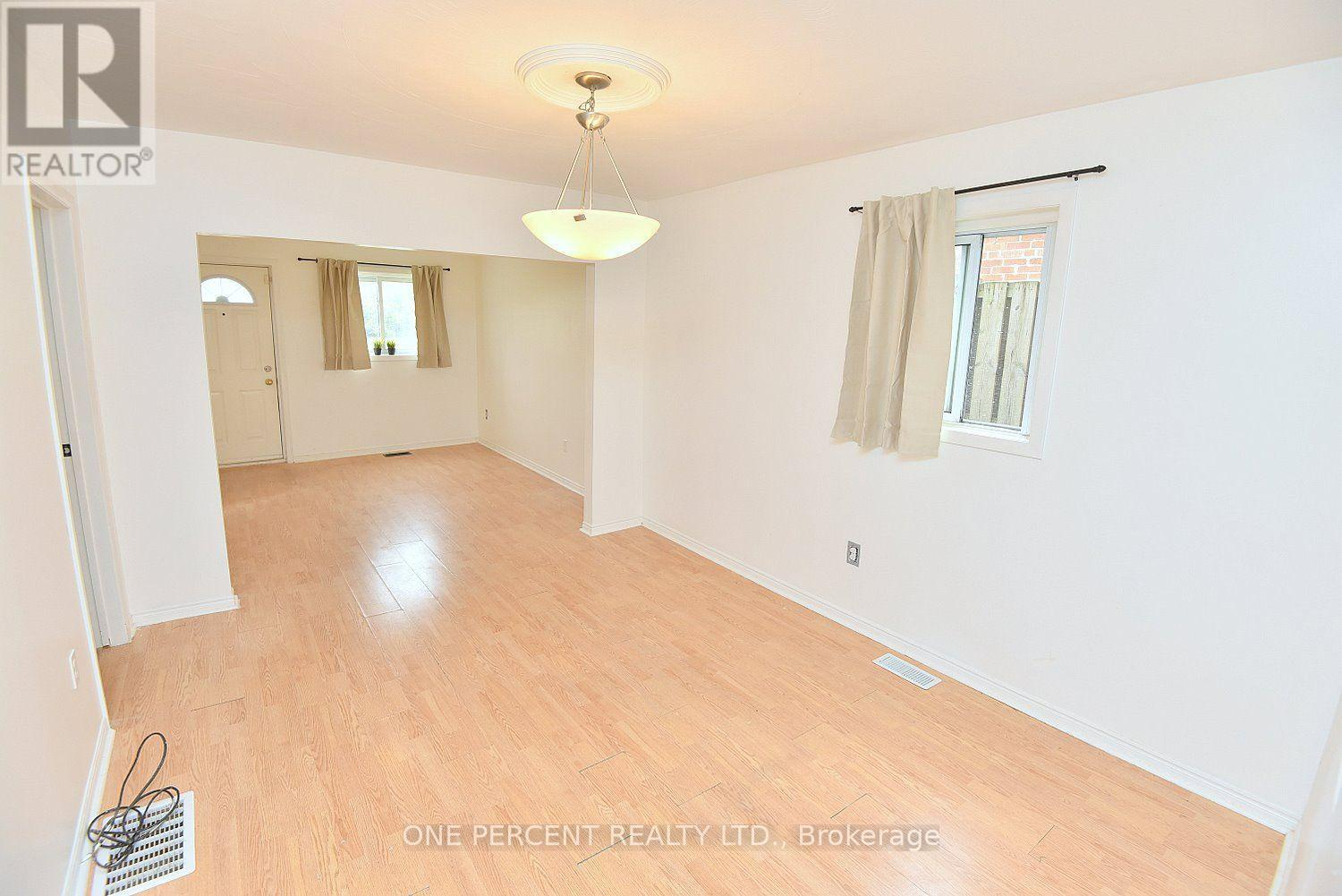 201 Strathearne Avenue, Hamilton, Ontario  L8H 5K7 - Photo 7 - X14086708