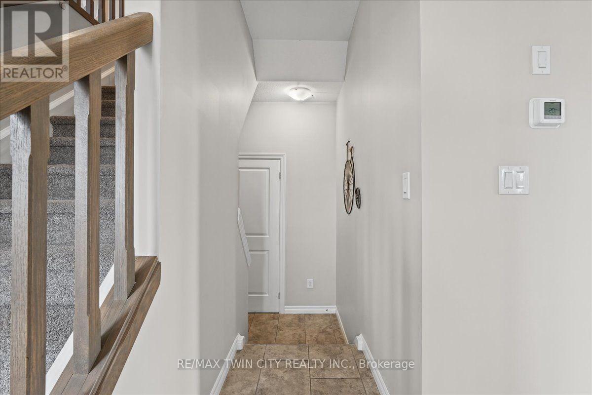 100 Links Crescent N, Woodstock, Ontario  N4T 0K7 - Photo 16 - X14086762