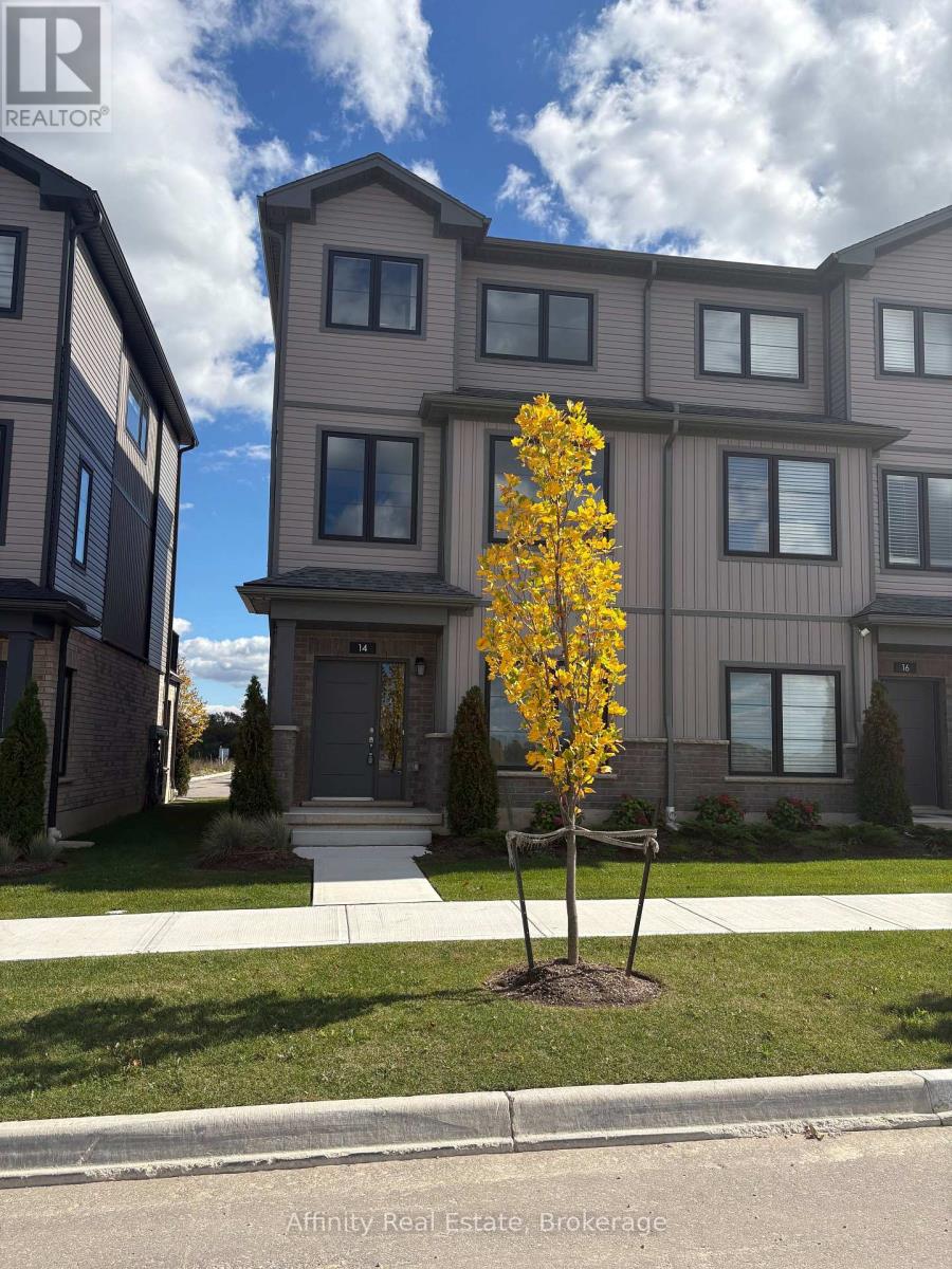 14 BALLADRY BOULEVARD, Stratford, Ontario