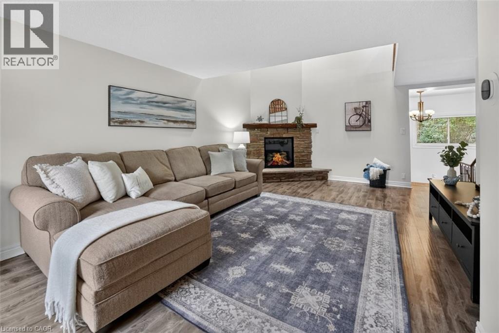 173 Main Street W, Grimsby, Ontario  L3M 1S1 - Photo 3 - 40863571