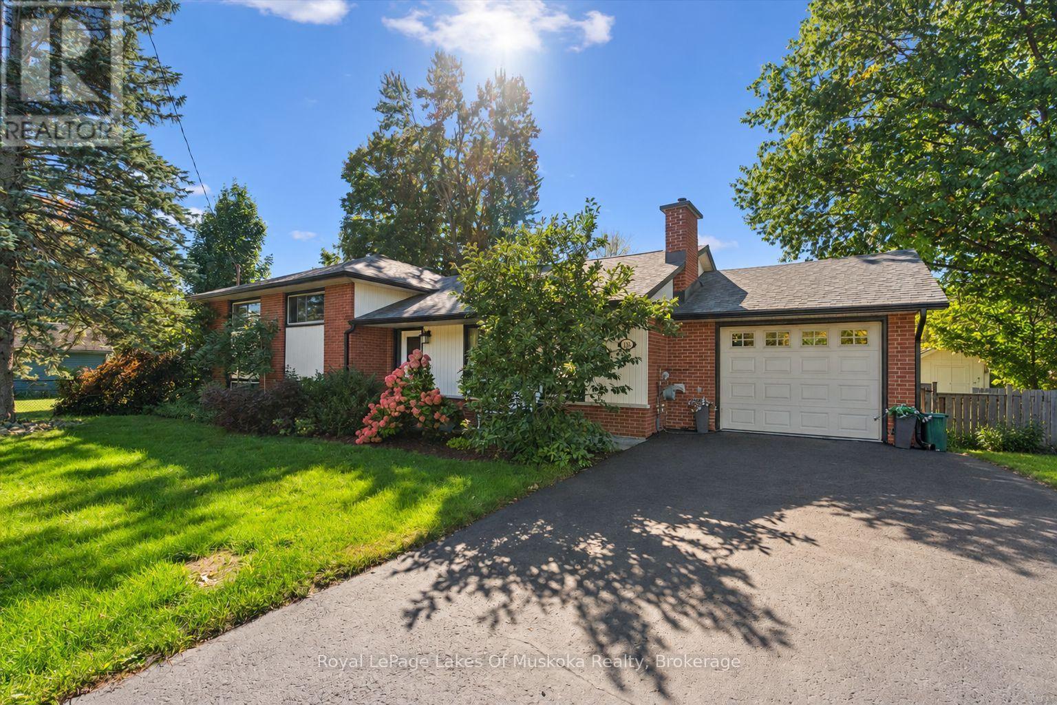 135 Muskoka Beach Road, Gravenhurst, Ontario  P1P 1B6 - Photo 2 - X13859036
