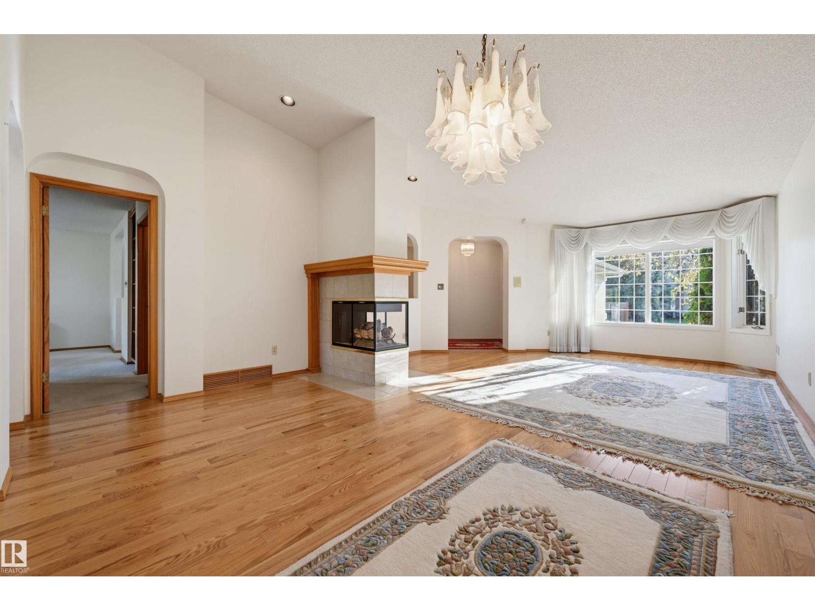 127 Ironwood Pl Nw, Edmonton, Alberta T6J 6R4 - Photo 11 - E4511049