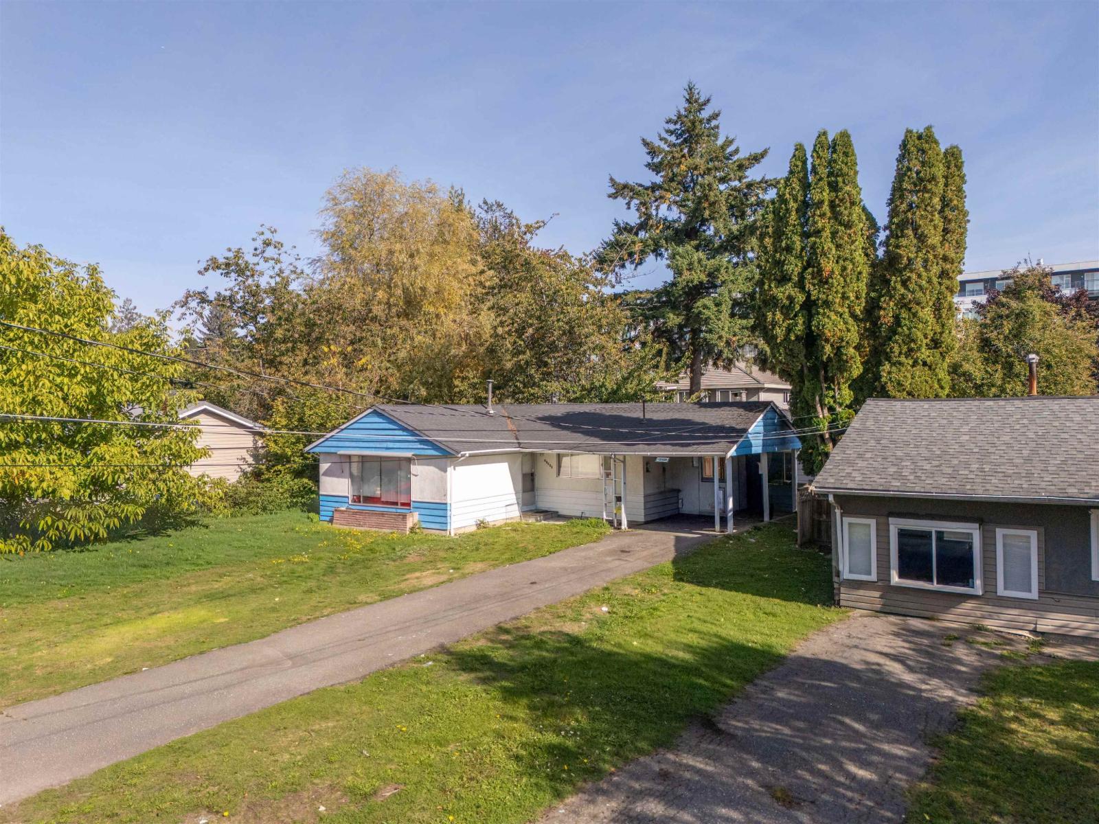 10468 138 Street, Surrey, British Columbia  V3T 4K3 - Photo 3 - R3175460
