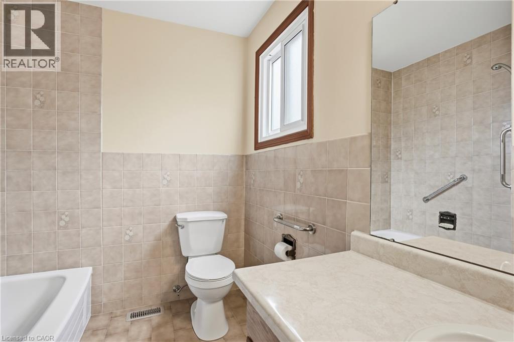 84 Larchwood Circle, Welland, Ontario  L3C 6T3 - Photo 21 - 40871844