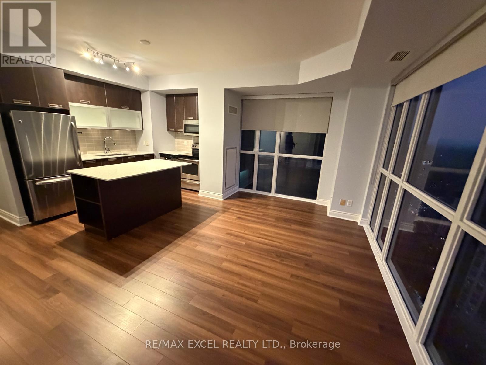 4201 - 28 Ted Rogers Way, Toronto (Church-Yonge Corridor), Ontario  M4Y 2W7 - Photo 4 - C14086272