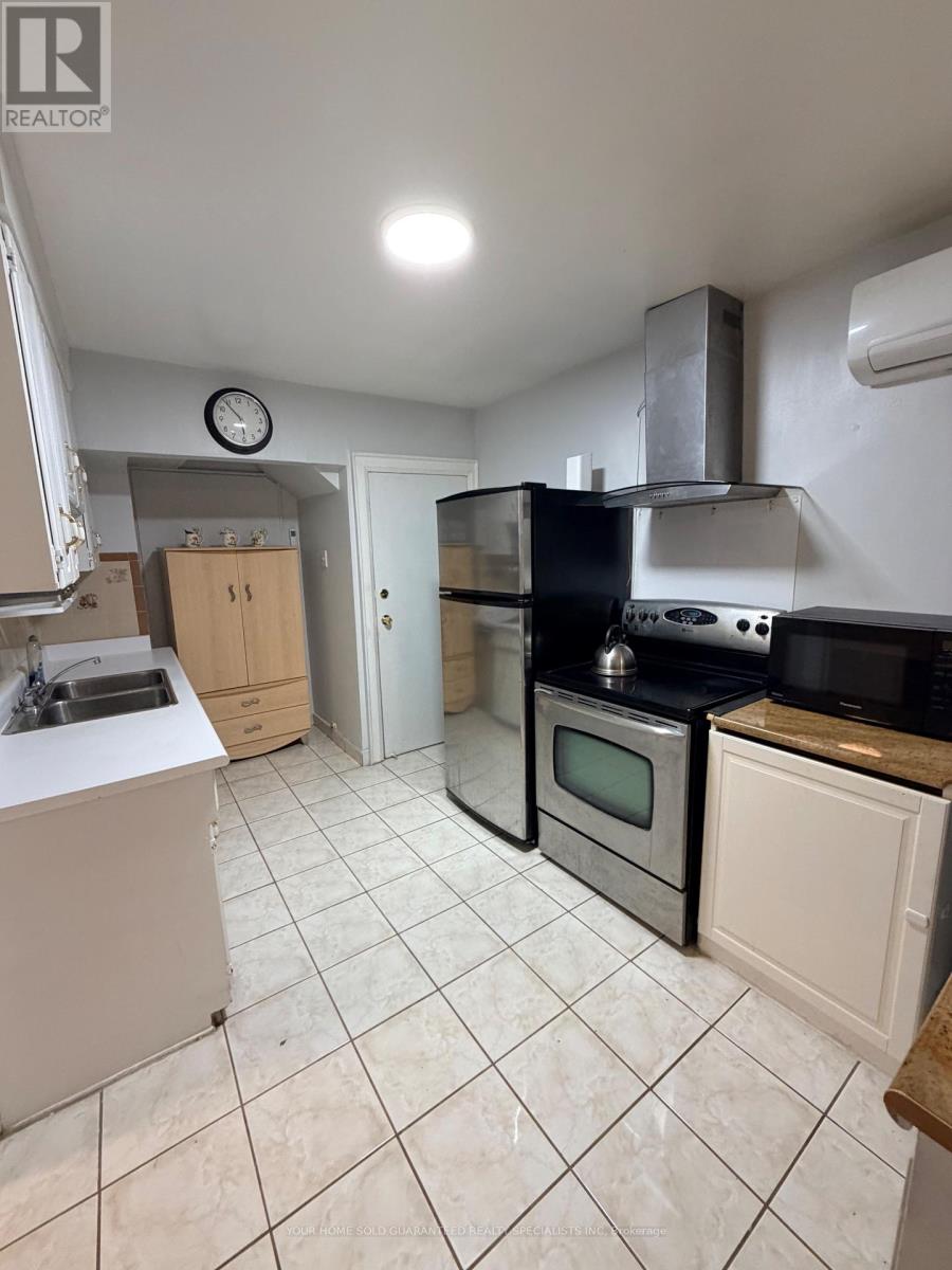 2518 Lake Shore Boulevard, Toronto, Ontario  M8V 1E1 - Photo 5 - W13823018