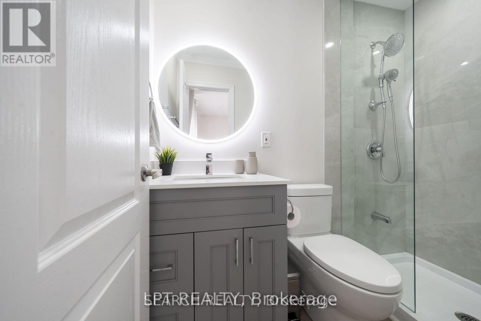 1079 Deta Road, Mississauga, Ontario  L5E 2R6 - Photo 32 - W14083750