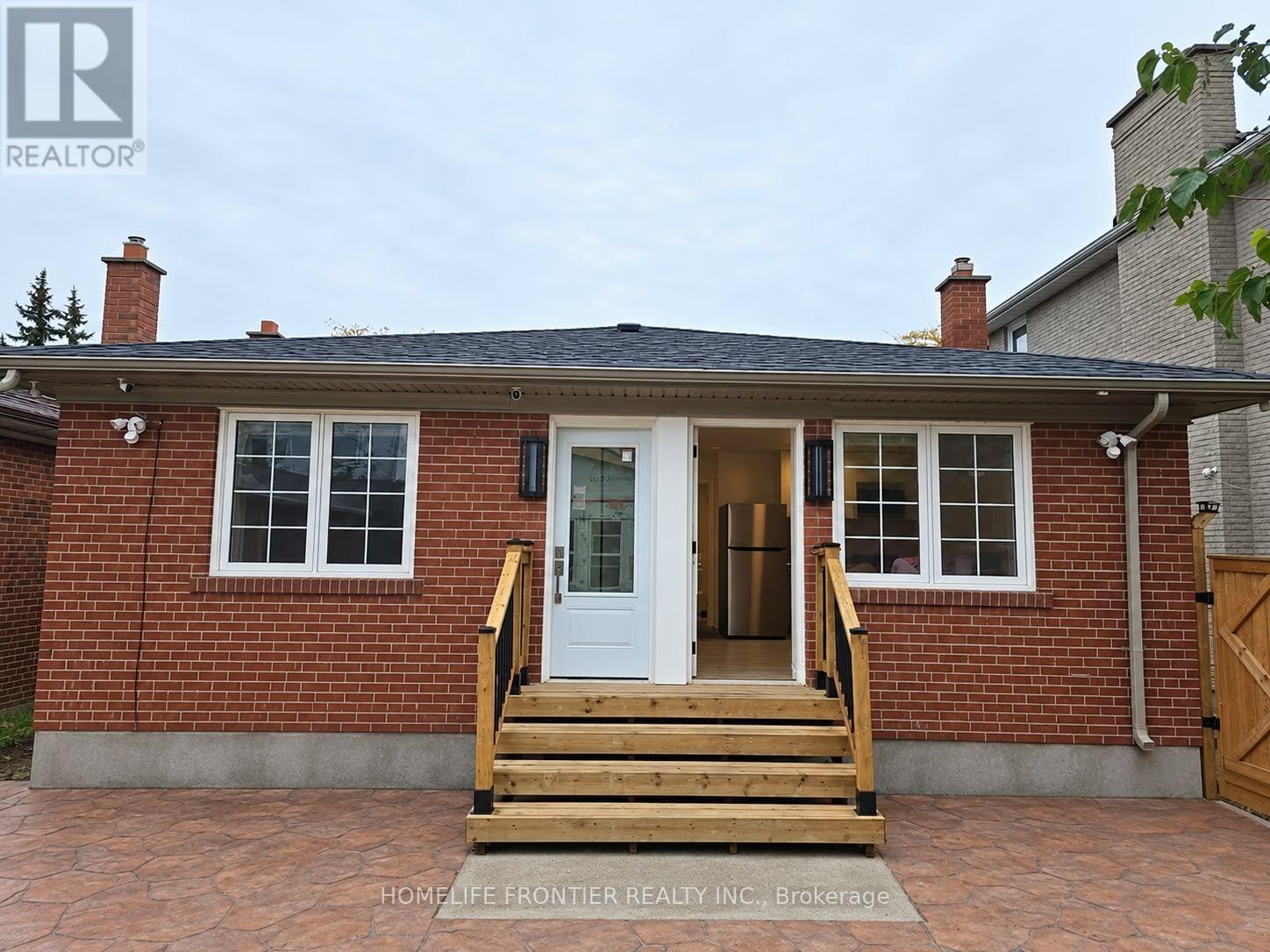 Unit 3 - 99 Regent Road, Toronto, Ontario  M3K 1H2 - Photo 2 - W14086984