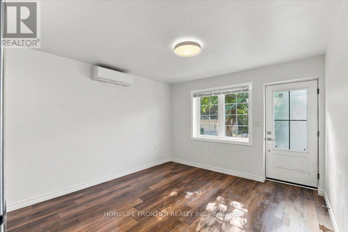 Unit 3 - 99 Regent Road, Toronto, Ontario  M3K 1H2 - Photo 4 - W14086984