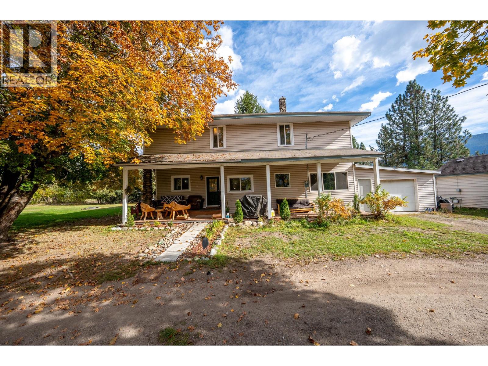 3190 Hall Frontage Road, Grand Forks, British Columbia  V0H 1H5 - Photo 3 - 10403441