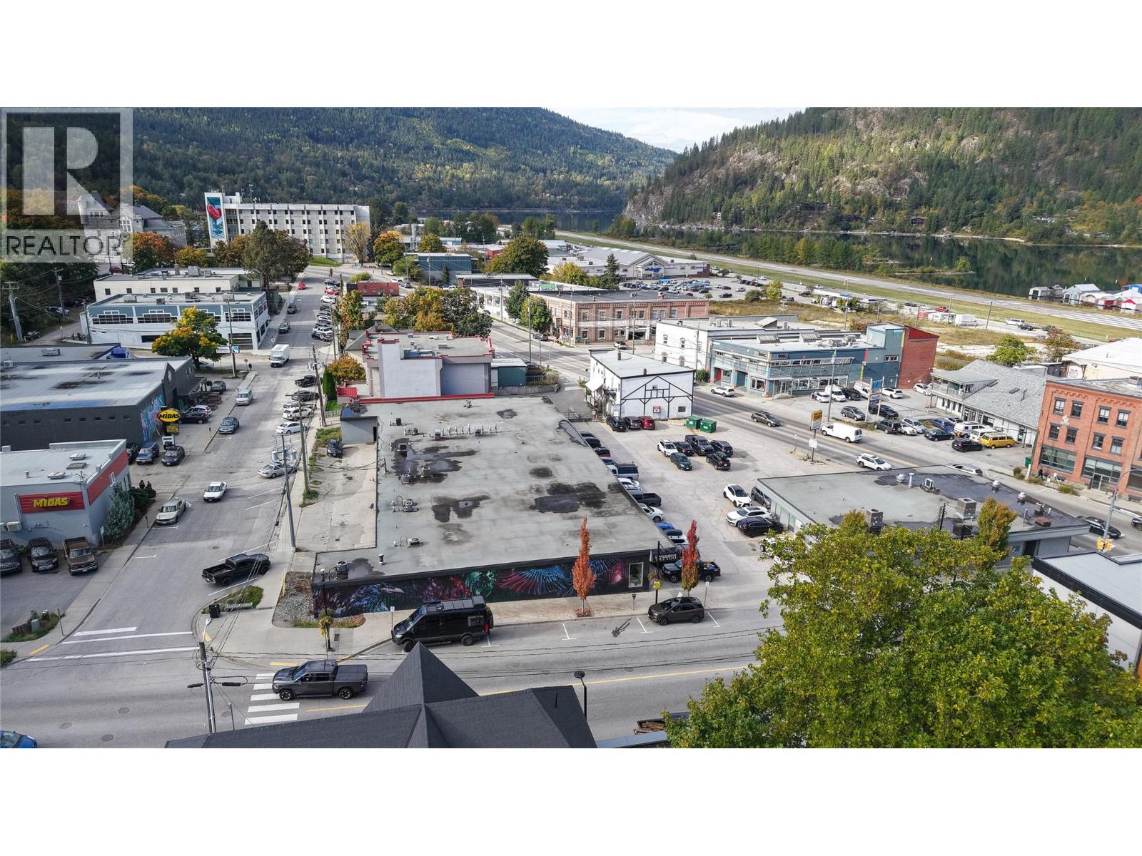 630 Front Street, Nelson, British Columbia  V1L 4B7 - Photo 29 - 10402327